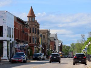 Weed war intensifies in small Michigan U.P. town